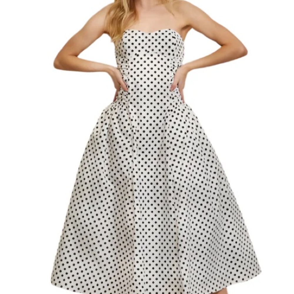 Vintage Style Strapless Polka Dot Dress